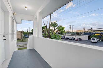 4801 NW 33rd Ave in Miami, FL - Building Photo - Building Photo