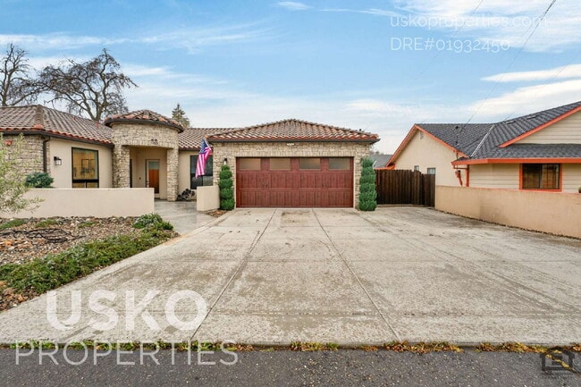 103 Lazy Oak Ln in Roseville, CA - Building Photo - Building Photo