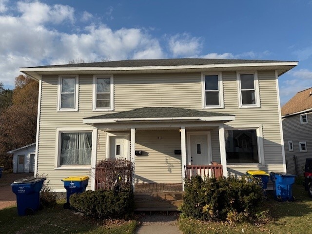 property at 612 E 1st St