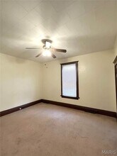 220 E Center St in Lebanon, IL - Building Photo - Building Photo