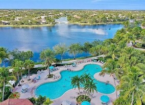 4159 St George Ln in Naples, FL - Building Photo