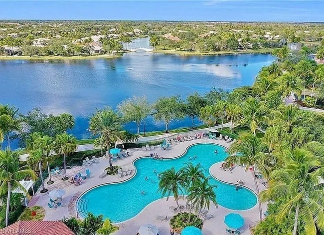 property at 4159 St George Ln