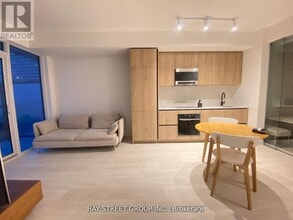 127 Broadway Ave in Toronto, ON - Building Photo - Building Photo