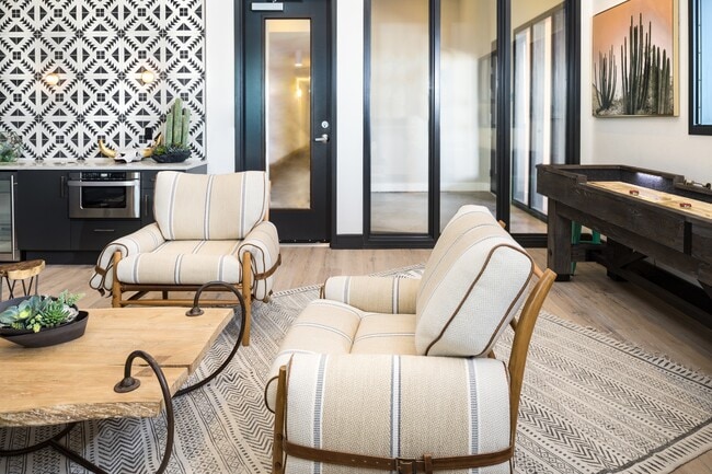 Crestview Commons Apartments