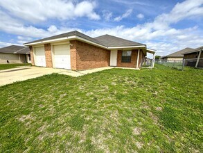 2801 Alma Dr in Killeen, TX - Building Photo - Building Photo