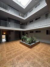 1150 Normandie Ave in Los Angeles, CA - Building Photo - Building Photo