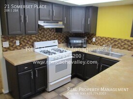 21 Somerset Pl in Logan, UT - Building Photo