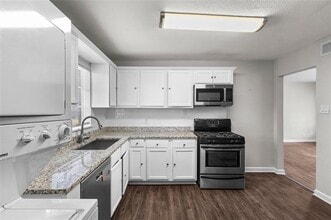 10325 Fern Dr in Dallas, TX - Building Photo - Building Photo