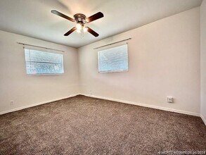 2387 SE Harrison St in Stuart, FL - Building Photo - Building Photo