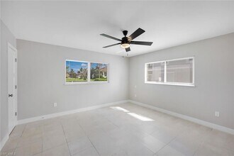 4862 Regal Dr, Unit 1C in Bonita Springs, FL - Building Photo - Building Photo
