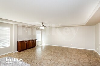 6703 Treble Clef Ave in Las Vegas, NV - Foto de edificio - Building Photo