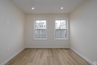 584 Main St in Middletown, CT - Building Photo - Building Photo