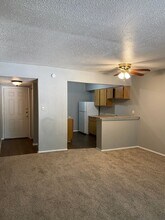 BRIGHTWAY MANOR in San Antonio, TX - Foto de edificio - Building Photo