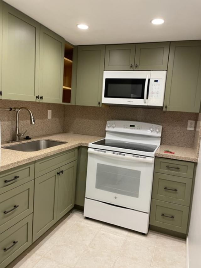 property at 3710 N Pine Island Rd