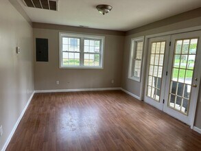 94 Bartlett St in Sylva, NC - Building Photo - Building Photo