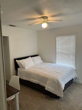 1339 W Ridgewood Ct in San Antonio, TX - Building Photo - Building Photo