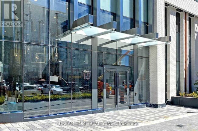 15 Holmes Ave in Toronto, ON - Building Photo - Building Photo