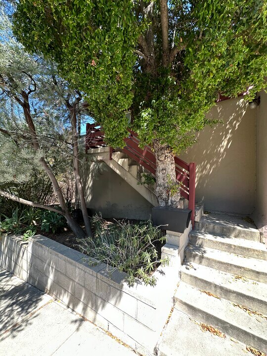 1485 Avon Park Ter, Unit 1485 in Los Angeles, CA - Foto de edificio
