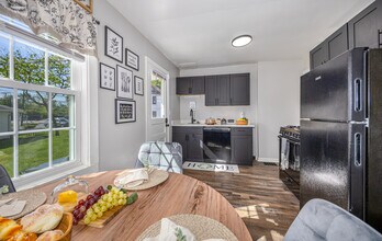 Eden of Whitehall in Columbus, OH - Building Photo - Building Photo