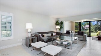 1545 Oyster Catcher Point in Naples, FL - Building Photo