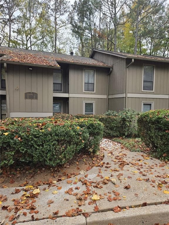 8740 Roswell Rd in Sandy Springs, GA - Building Photo - Building Photo