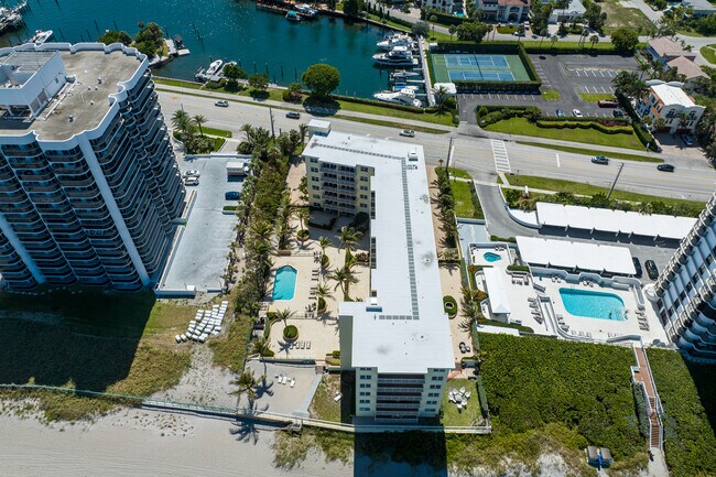 Boca Mar Condominiums in Boca Raton, FL - Building Photo - Building Photo