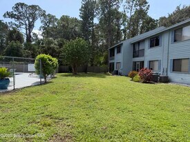 1685 Harrison St in Titusville, FL - Building Photo