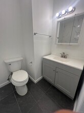 97 Elm St in Yonkers, NY - Building Photo - Building Photo