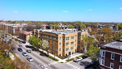 347-351 S Central Ave in Chicago, IL - Building Photo - Primary Photo