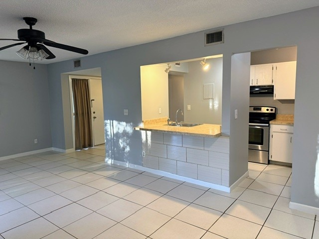 8 Alcira Ct in St. Augustine, FL - Foto de edificio - Building Photo