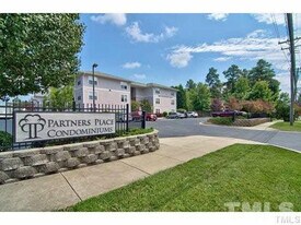 Room in Condo on Morreene Rd in Durham, NC - Building Photo