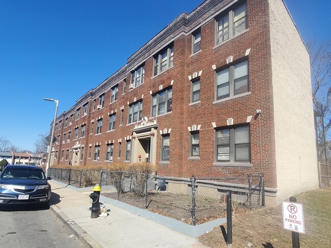 14 Abbotsford St-Unit -9 in Boston, MA - Building Photo - Building Photo