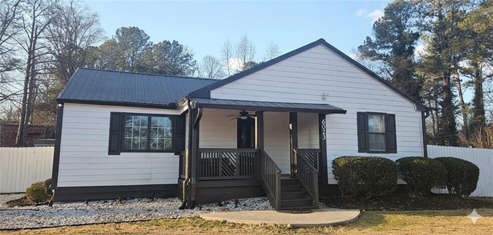 6023 Williams Rd in Norcross, GA - Building Photo