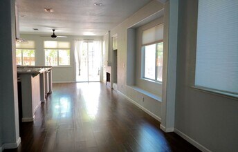 108 Robinson Ct in Roseville, CA - Building Photo - Building Photo