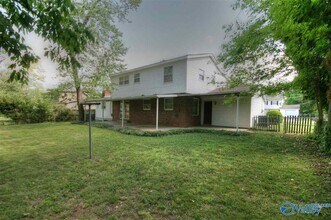 3716 NW Jamestown Dr in Huntsville, AL - Building Photo - Building Photo