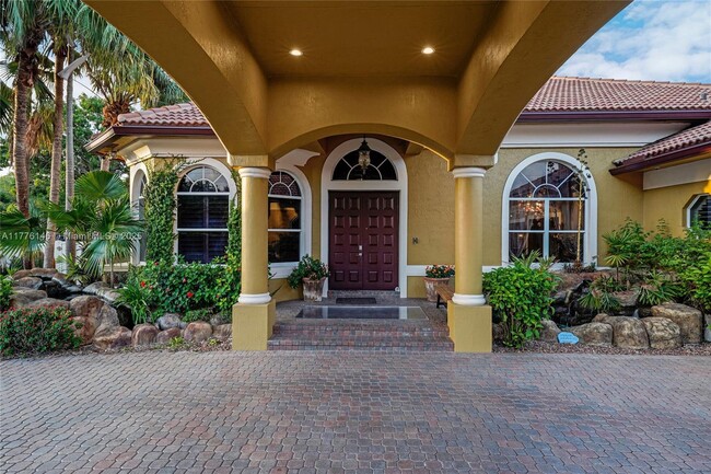 14503 SW 16th St in Davie, FL - Foto de edificio - Building Photo