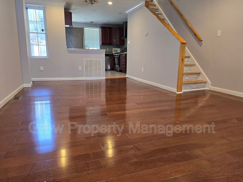 1649 S Bailey St in Philadelphia, PA - Building Photo
