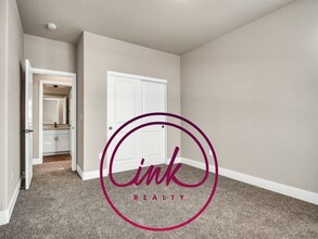 306 Cattail Cir in Gardnerville, NV - Building Photo - Building Photo