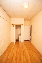 217 Washington St, Unit 1 in Brookline, MA - Building Photo - Building Photo