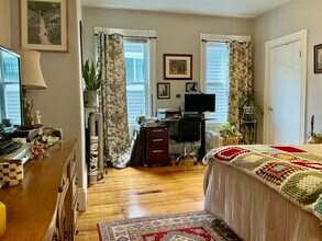 8 Eulita Ter, Unit 2 in Boston, MA - Building Photo - Building Photo