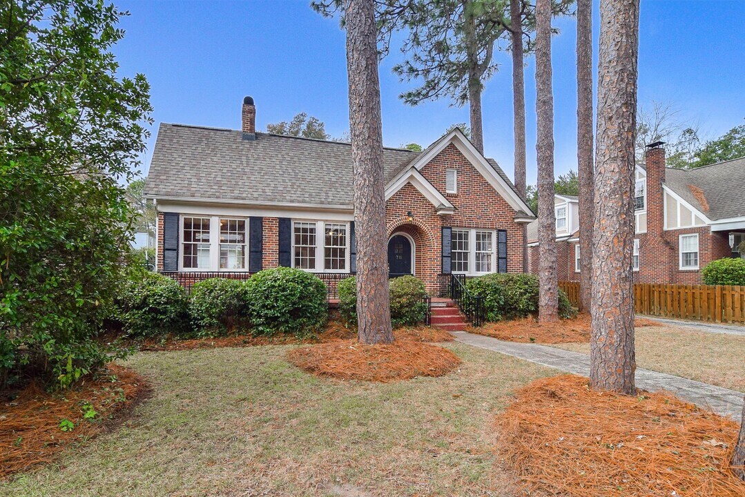 711 Kawana Rd in Columbia, SC - Building Photo