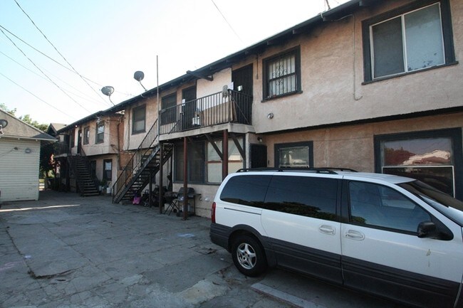 1316 S Western Ave in Los Angeles, CA - Building Photo - Building Photo