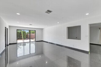 187 Duke Dr in Lake Worth Beach, FL - Building Photo - Building Photo