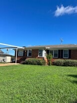 4026 Peachtree St in Florence, AL - Building Photo