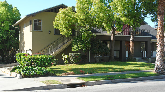 889-891 Wright Ave in Pasadena, CA - Building Photo - Building Photo