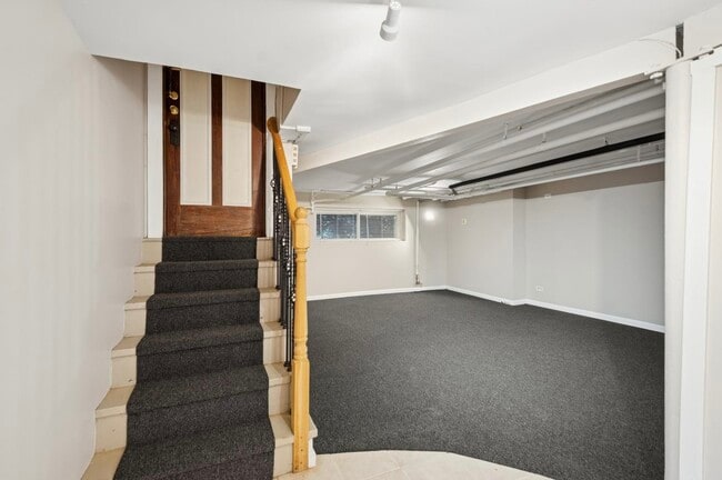 2614 W Lunt Ave in Chicago, IL - Building Photo - Building Photo