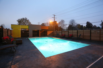 The Edge Luxury Apartments in Springfield, MO - Foto de edificio - Interior Photo