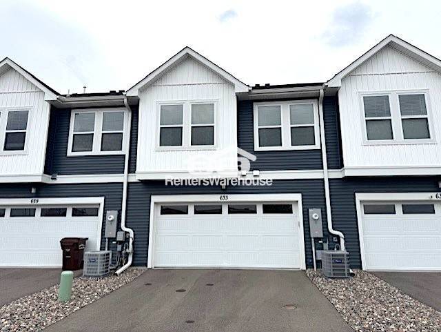 633 E Blossom Cir in Orono, MN - Building Photo - Building Photo
