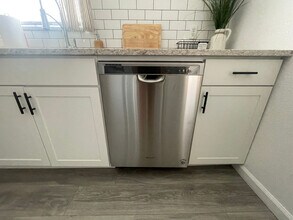 15 N Corona St in Colorado Springs, CO - Building Photo - Building Photo