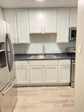 702 Clovis Ave in Capitol Heights, MD - Foto de edificio - Building Photo